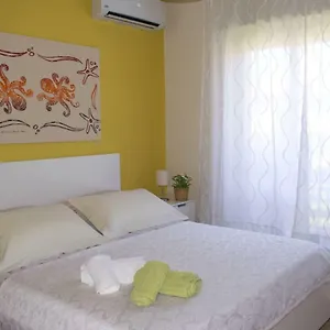  Apartment Scorcio Di Mare Italy